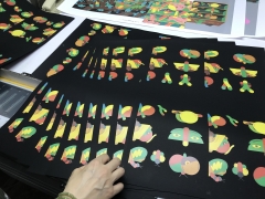 內封UV印刷現場